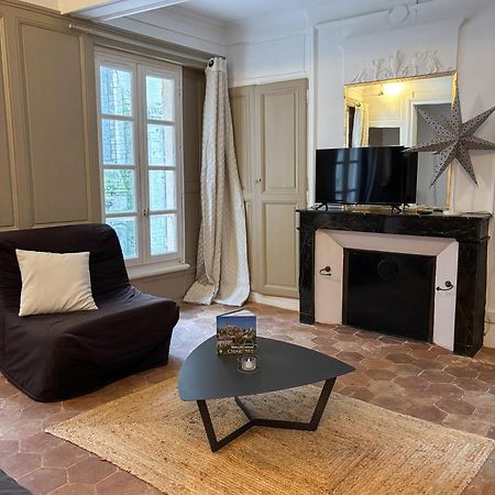 Studio Parvis Cloitre Notre Dame Шартър Екстериор снимка